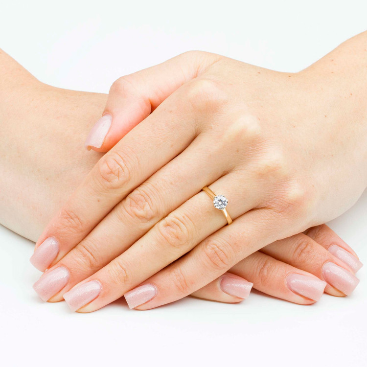 Pierścionek ze złota z białą cyrkonią