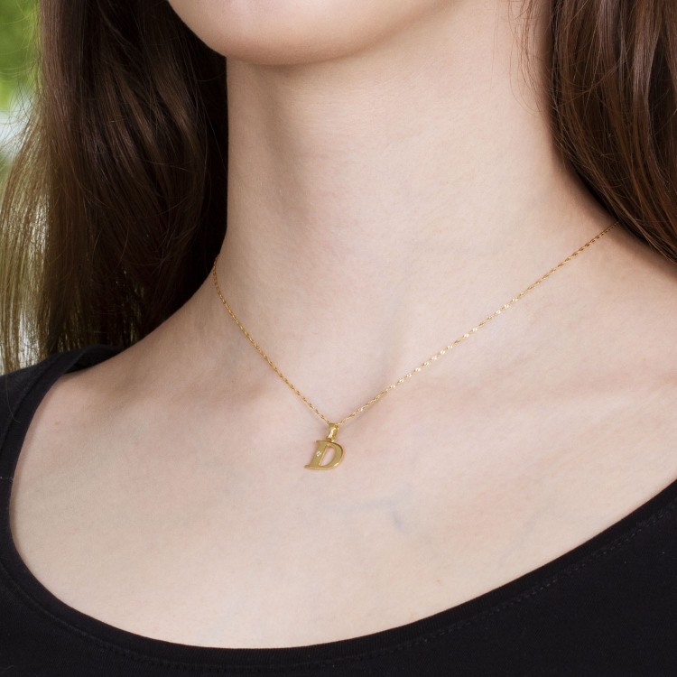 Zawieszka ze złota literka D z cyrkonią