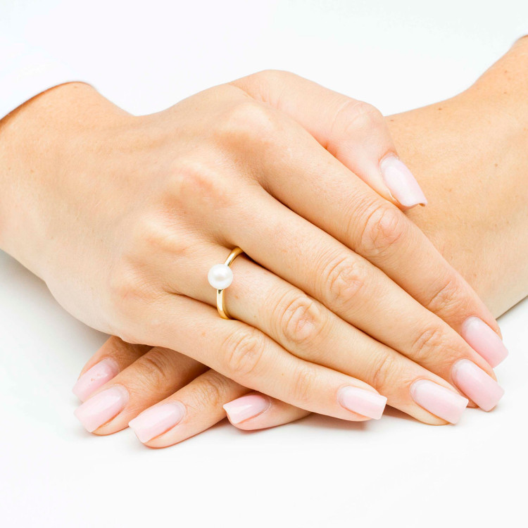 Dall'acqua pierścionek ze złota z perłą