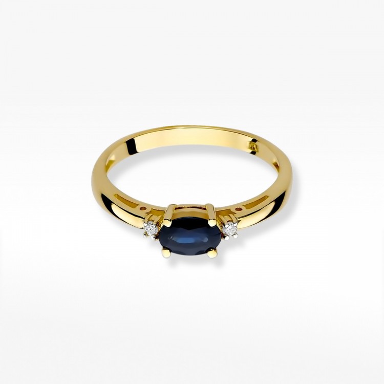 Pierścionek zaręczynowy z szafirem