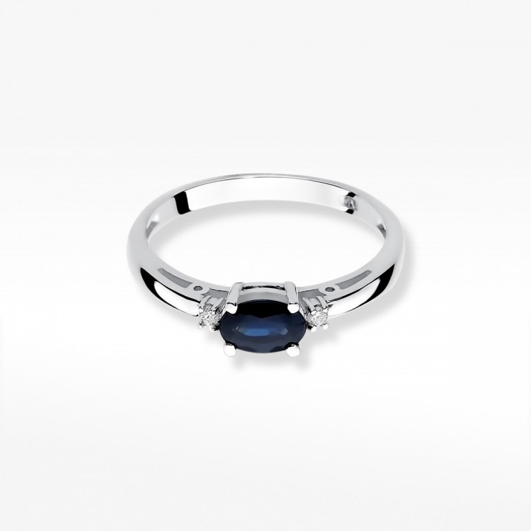 Pierścionek zaręczynowy z szafirem