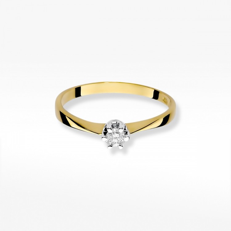 Pierścionek zaręczynowy z diamentem