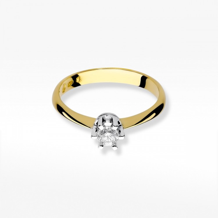 Pierścionek zaręczynowy z diamentem