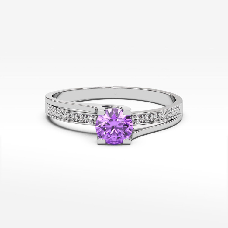 Pierścionek z ametystem i diamentami