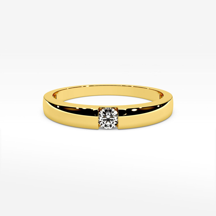 Złoty pierścionek z diamentem