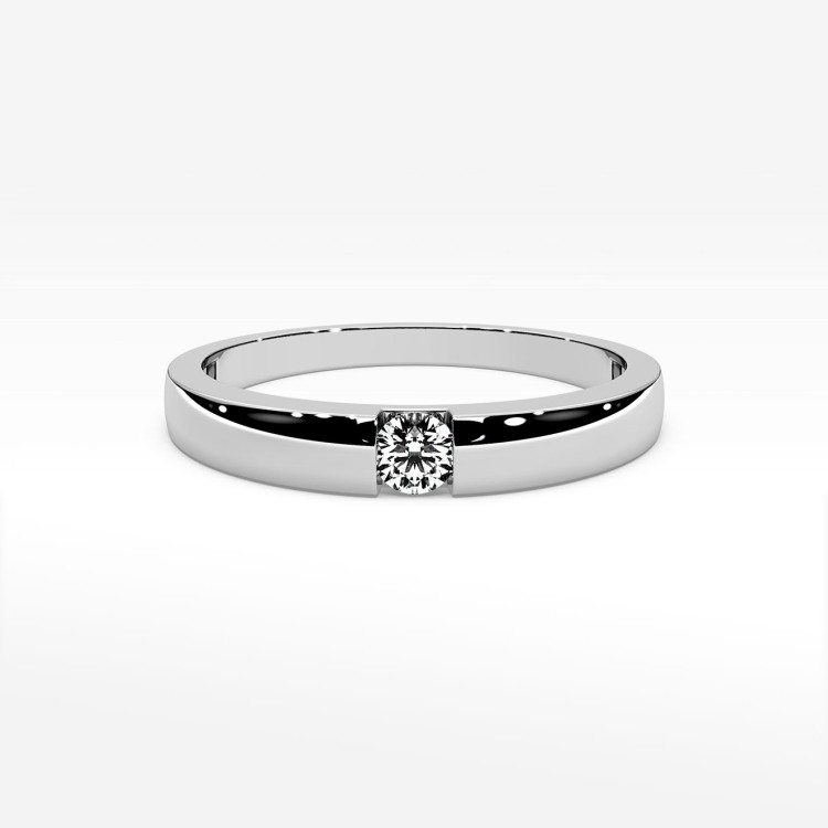 Złoty pierścionek z diamentem