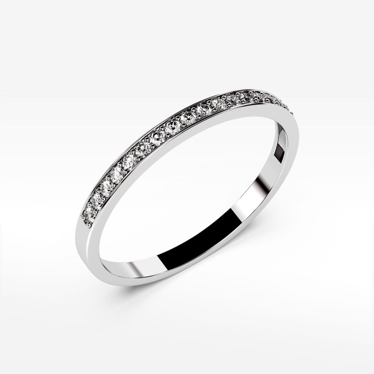 Pierścionek z diamentami