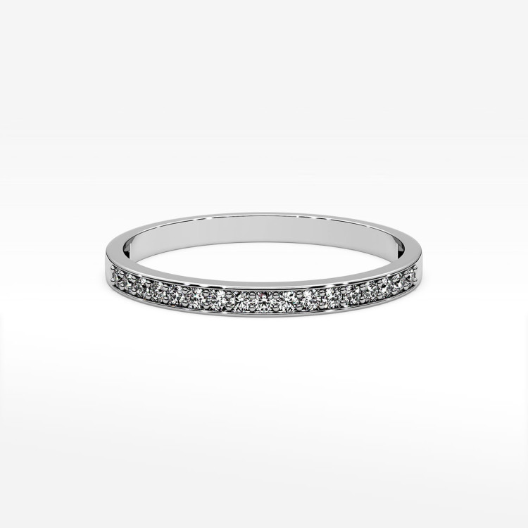 Pierścionek z diamentami