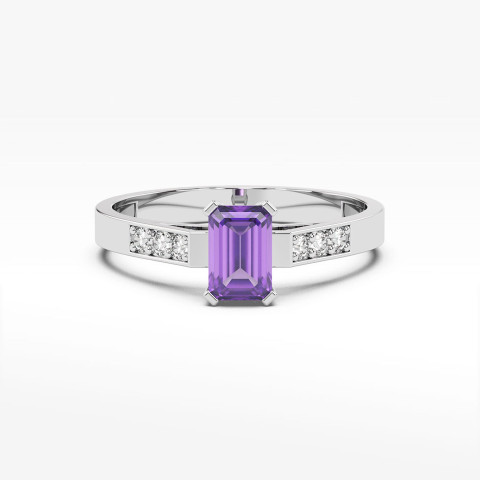 Pierścionek ze złota z ametystem i diamentami