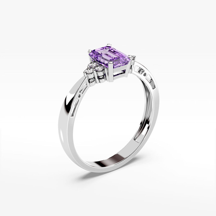 Złoty pierścionek z ametystem i diamentami