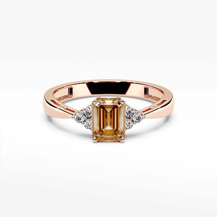 Złoty pierścionek z cytrynem i diamentami