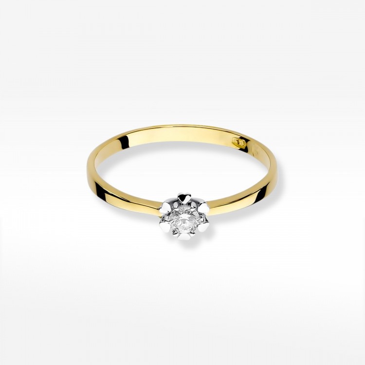 Pierścionek zaręczynowy z diamentem