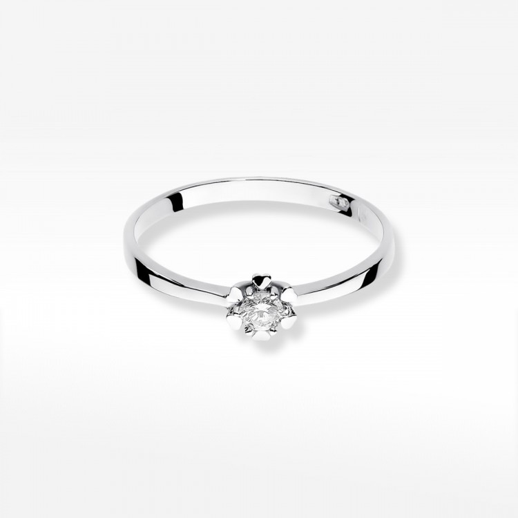 Pierścionek zaręczynowy z diamentem