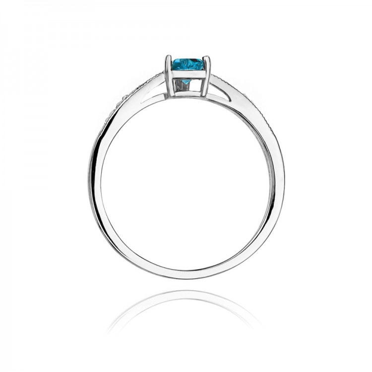 Pierścionek zaręczynowy z topazem