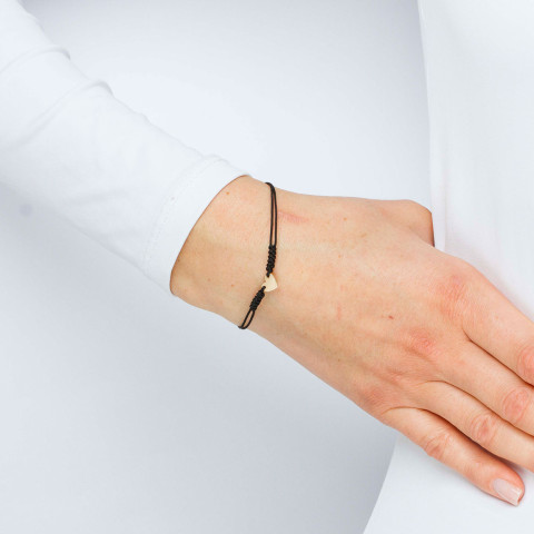 Bransoletka ze złota na sznurku serce