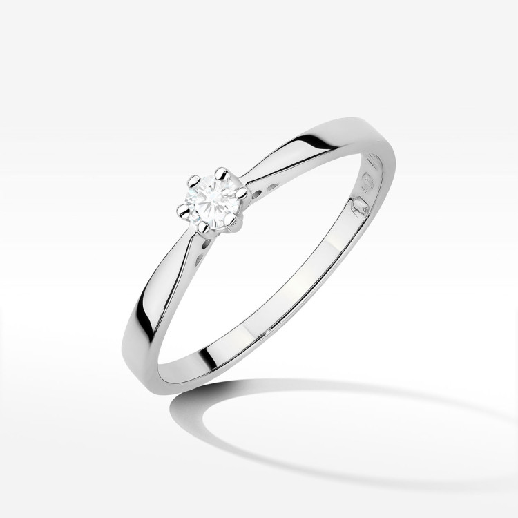 Pierścionek z białego złota z diamentem laboratoryjnym 0.10ct