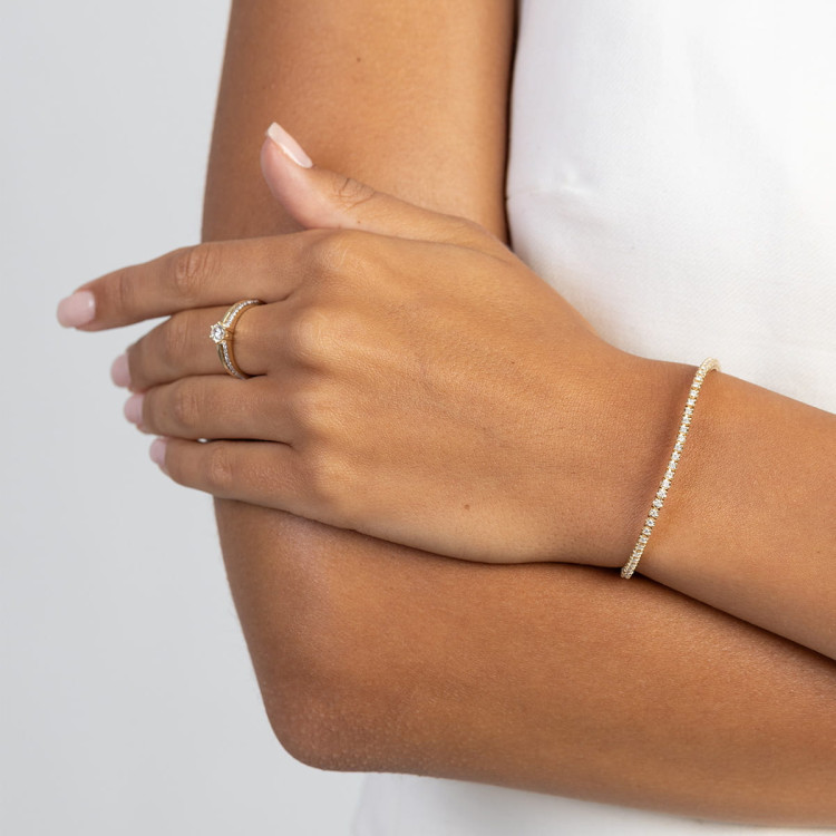 Bransoletka z białego złota z diamentami laboratoryjnymi