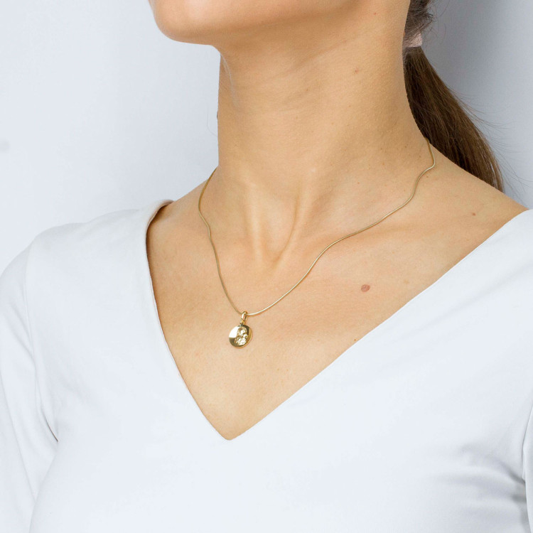 Zawieszka ze złota medalik z matką boską