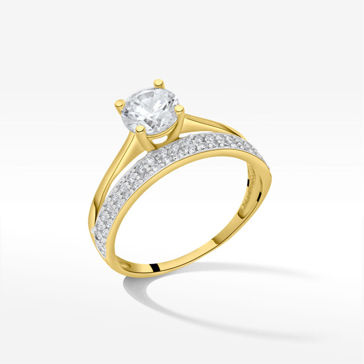 Pierścionek ze złota z białymi cyrkoniami