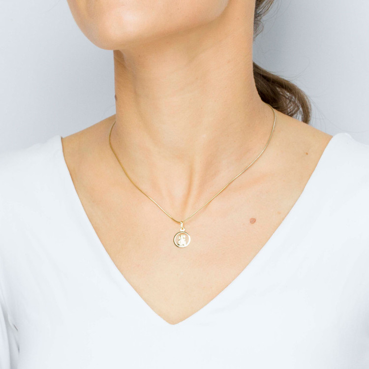 Zawieszka ze złota medalik z matką boską