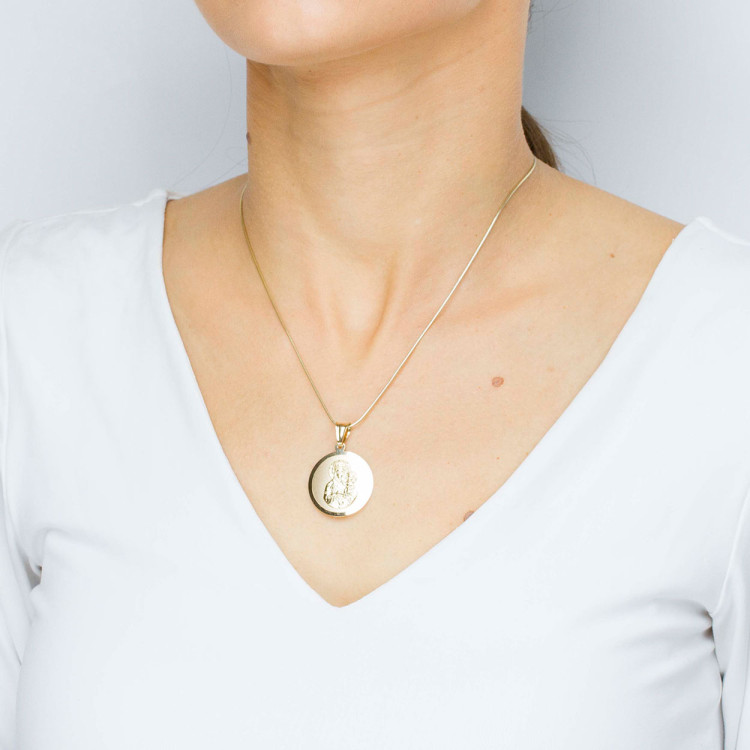 Zawieszka ze złota medalik z matką boską