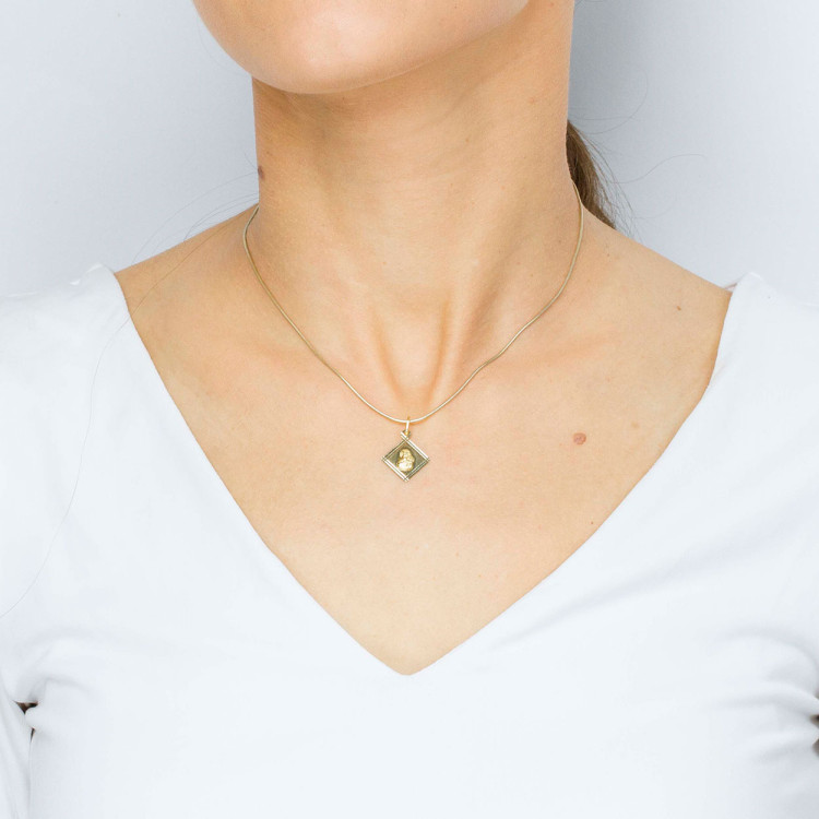 Zawieszka ze złota medalik z matką boską