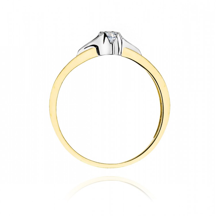 Pierścionek zaręczynowy z diamentem
