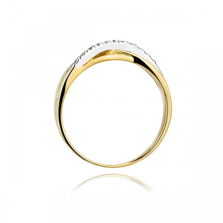 Pierścionek zaręczynowy z diamentami