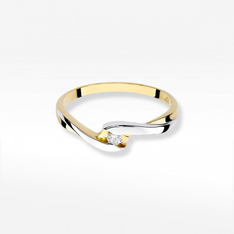 Pierścionek zaręczynowy z diamentem