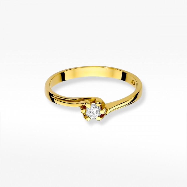 Pierścionek zaręczynowy z diamentem