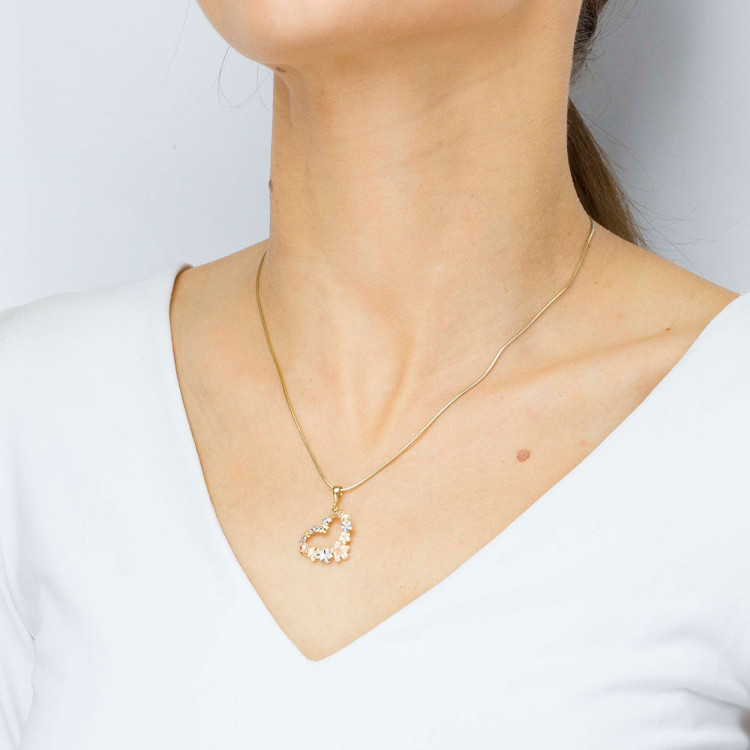 Zawieszka ze złota serce z kwiatkami