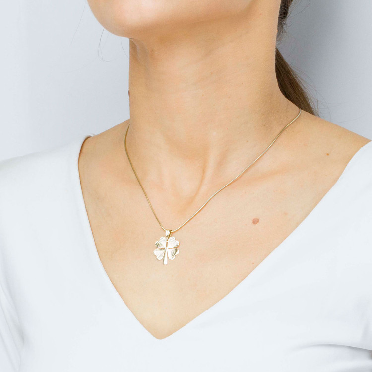 Zawieszka ze złota czterolistna koniczyna