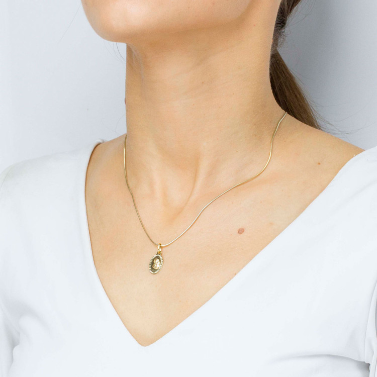 Zawieszka ze złota medalik z matką boską