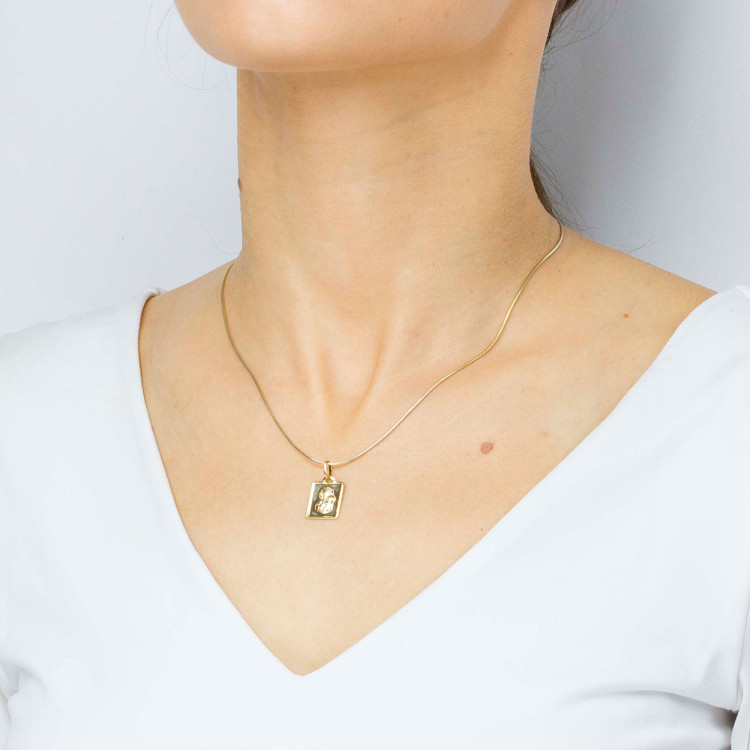 Zawieszka ze złota medalik z matką boską