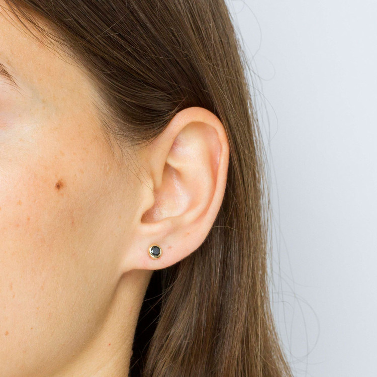 Kolczyki ze złota z czarną cyrkonią