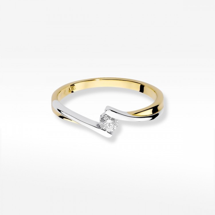 Pierścionek zaręczynowy z diamentem