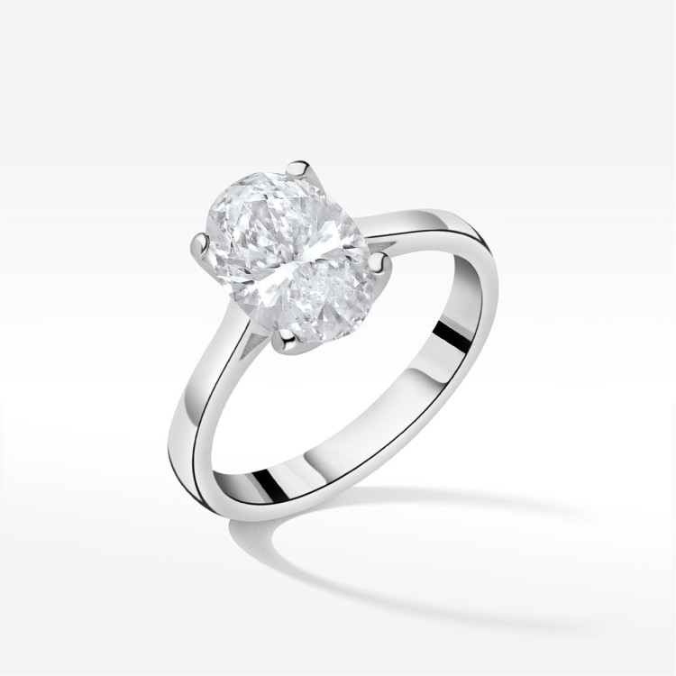 Pierścionek ze złota z diamentami laboratoryjnymi