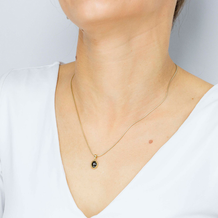 Zawieszka ze złota z czarną cyrkonią