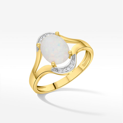 Pierścionek ze złota z opalem i białymi cyrkoniami