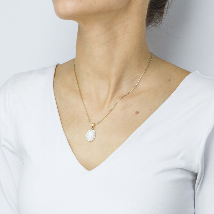 Zawieszka ze złota z opalem i białymi cyrkoniami