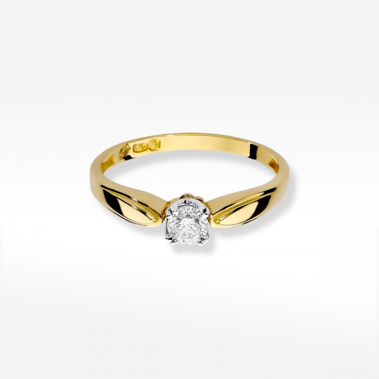 Pierścionek zaręczynowy z diamentem