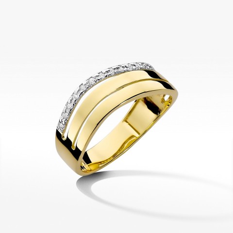 Pierścionek z diamentami