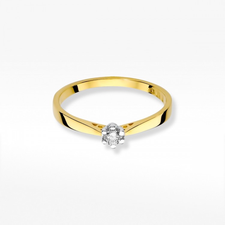 Pierścionek zaręczynowy z diamentem