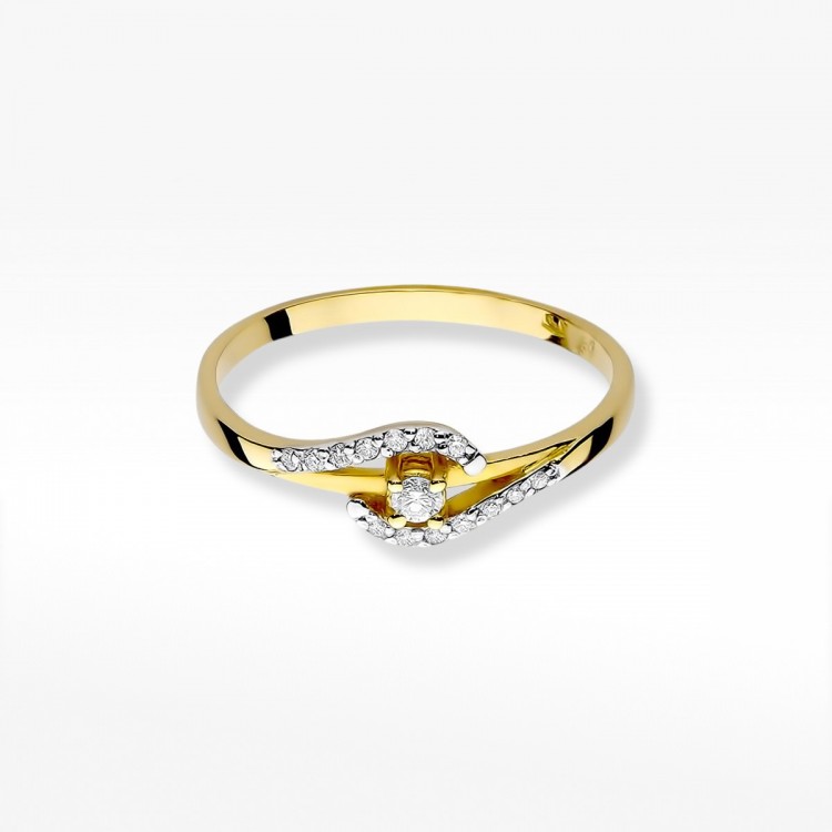 Pierścionek zaręczynowy z diamentami