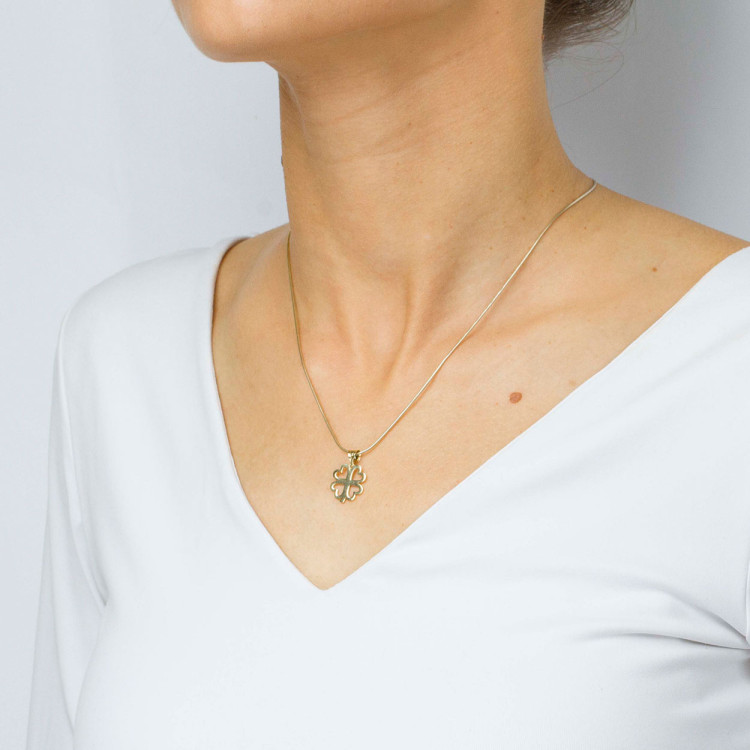 Zawieszka ze złota czterolistna koniczyna