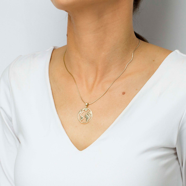 Zawieszka ze złota mapa świata