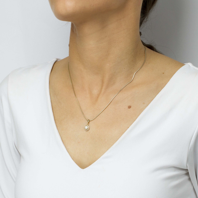 Zawieszka ze złota z perłą i białymi cyrkoniami